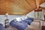 Loft with 4 Twin Beds